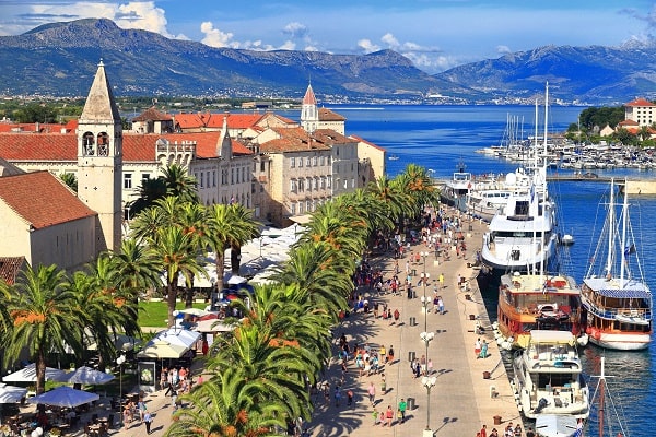 Appartements bon marché Trogir