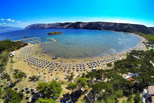 La plage Rajska - Rab, Croatie
