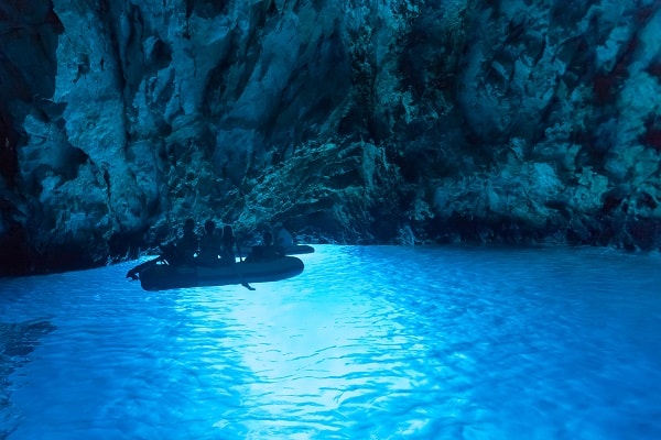 Grotte bleue - Biševo, Croatie